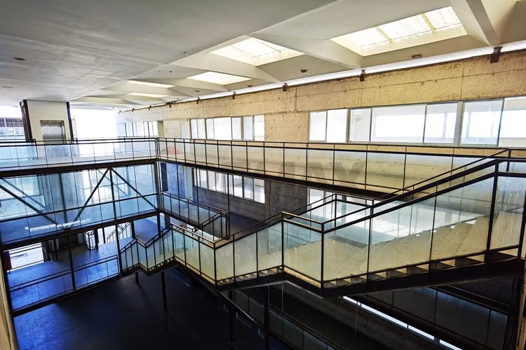 Edificio institucional/educacional en venta
