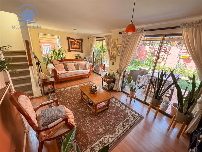 CASA Av tobalaba con san carlos