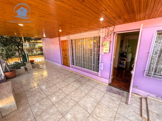 CASA Av central con ruta 5