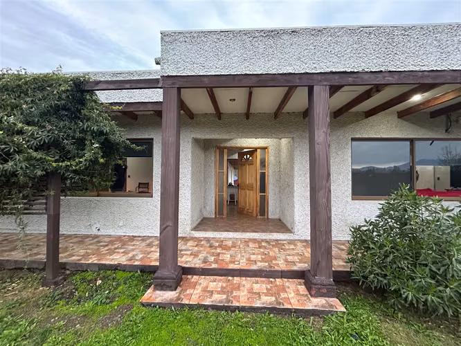 CASA Ex presidente Gabriel gonzalez videla con ruta 5