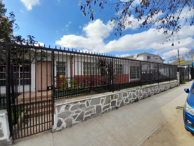 Pleno Centro Casa con Oficina Anexa (174087) - Imagen 2