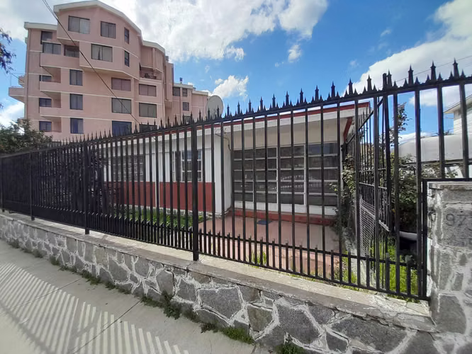 Pleno Centro Casa con Oficina Anexa (174087) - Imagen 4