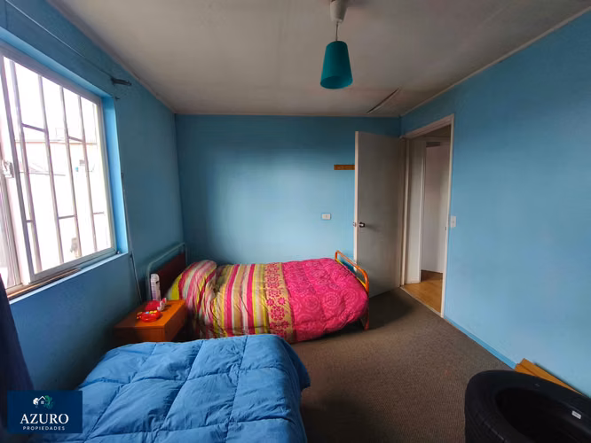 Amplia casa aislada y adaptada, Av. NS1 Alerc (174053)