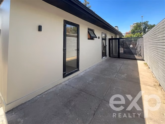 Casa en venta de 4 dorm. en Vitacura