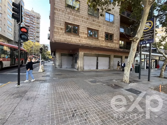 Local Comercial en arriendo en Providencia