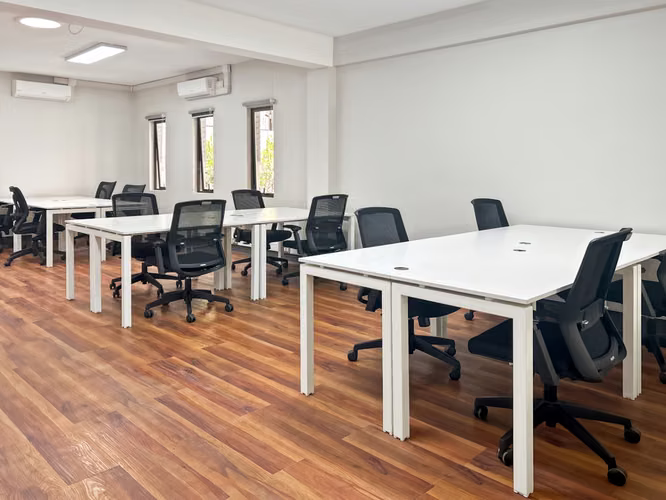 Oficina en arriendo ubicado en Centro Histórico de Santiago