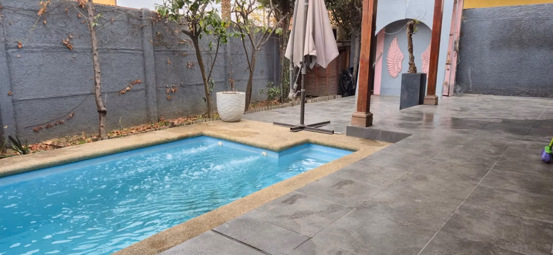 Arriendo Casa-local Comercial Peñalolén Peluqueria/consulta/Veterinaria