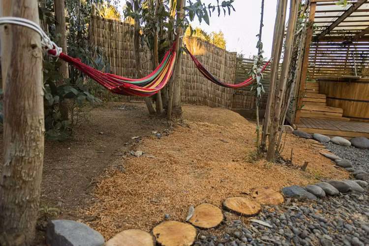 2 Casas + Portería | 5H | 4B | 159 m² Construidos | 5.095 m² Terreno | 8 Estacionamientos