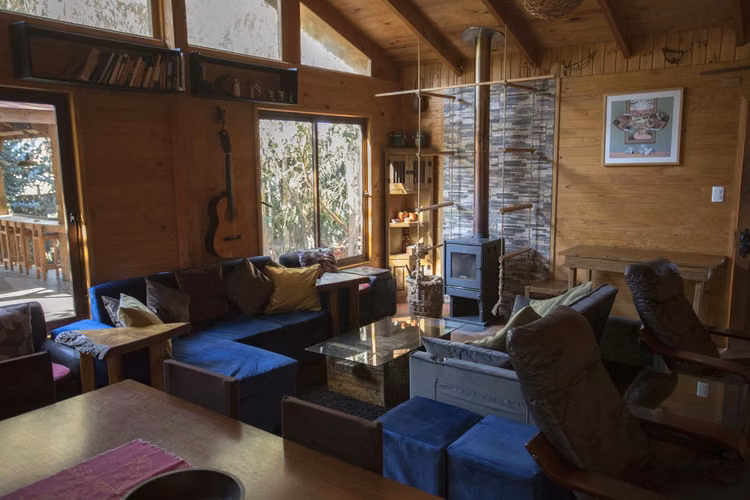 2 Casas + Portería | 5H | 4B | 159 m² Construidos | 5.095 m² Terreno | 8 Estacionamientos
