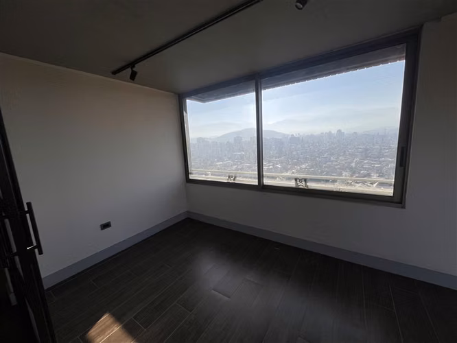 ¡Espectacular departamento remodelado en venta, Las Condes! - Imagen 10