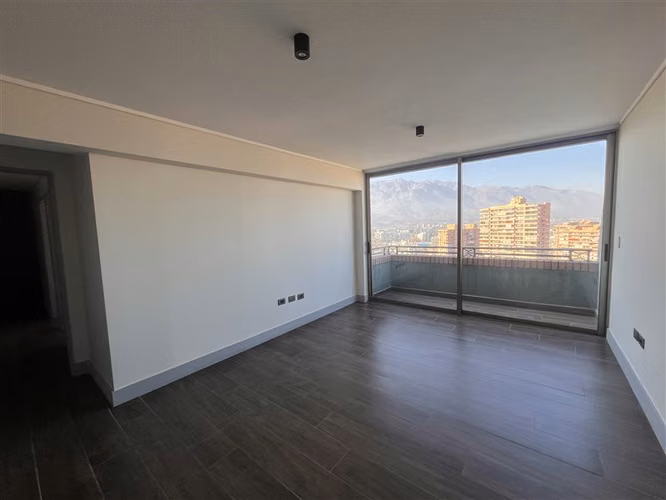 ¡Espectacular departamento remodelado en venta, Las Condes! - Imagen 21