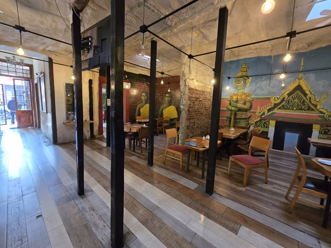 ARRIENDO RESTAURANT EQUIPADO EN HUERFANOS - GARCIA REYES (Sin patente Alcoholes)