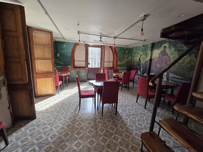ARRIENDO RESTAURANT EQUIPADO EN HUERFANOS - GARCIA REYES (Sin patente Alcoholes)