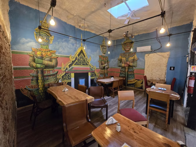 ARRIENDO RESTAURANT EQUIPADO EN HUERFANOS - GARCIA REYES (Sin patente Alcoholes)