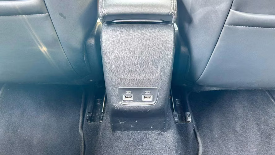 Peugeot 208 Puretech 100 1.2 MT HB 5P (2022)
