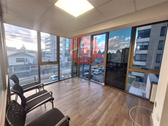 Oficina en arriendo Edificio Uno-K,Temuco 3 privados + estac - Imagen 8