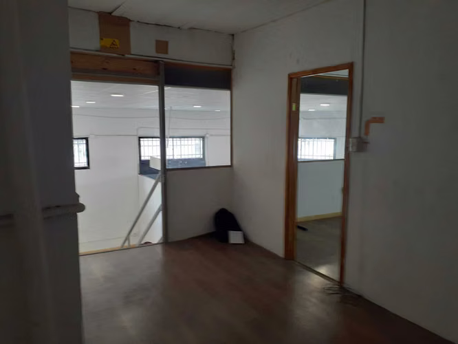 Local Comercial Esquina, Amplio y Moderno (173915)