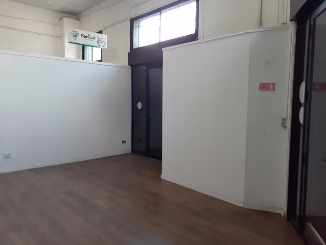 Local Comercial Esquina, Amplio y Moderno (173915)