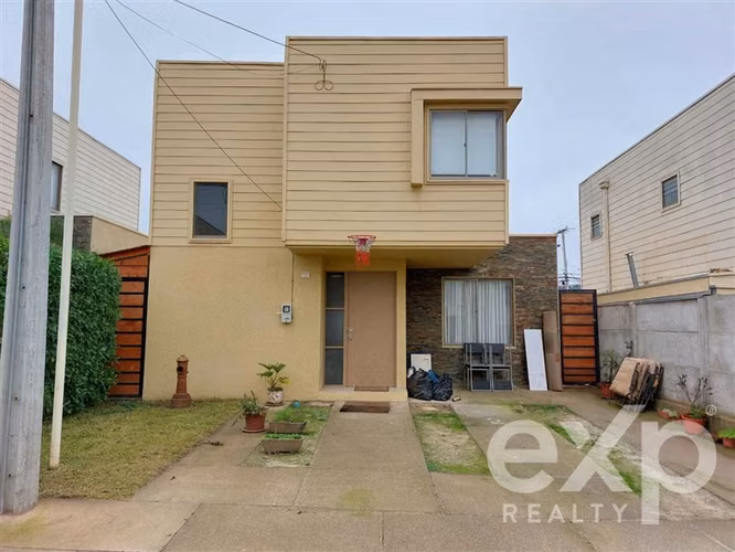 Casa en venta de 3 dorm. en Villa Alemana Norte