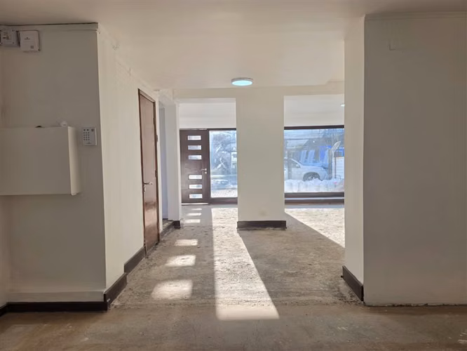 Casa Comercial en Arriendo en Las Condes