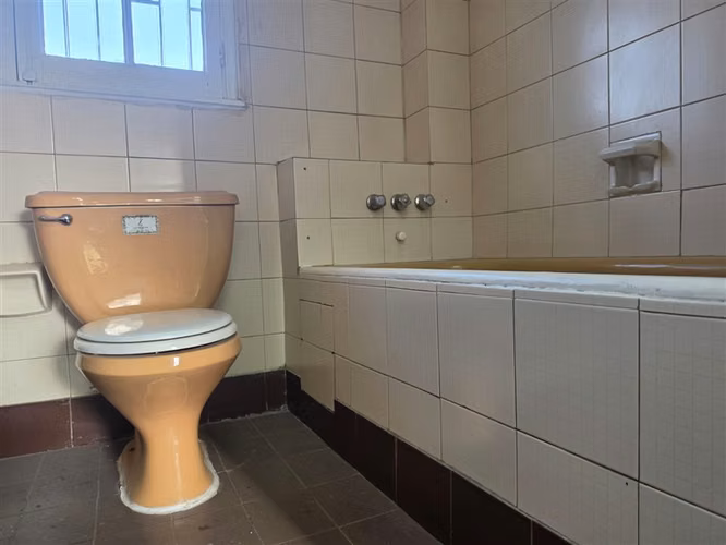 Casa Comercial en Arriendo en Las Condes