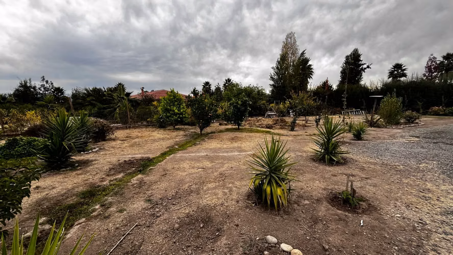 SE VENDE PARCELA EN EL CAMINO OLIVETO - CONDOMINIO PIEDRAS BLANCAS