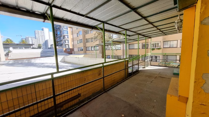 Gran Inmueble Comercial - Ex Colegio, Alto Potencial