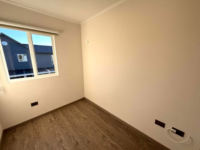 Casa nueva en arriendo en Jardines de Napoles (174251)