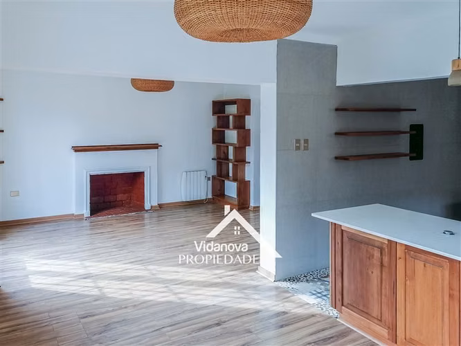 Casa Remodelada en Barrio Pucará, Ñuñoa 490 m 4D/3B
