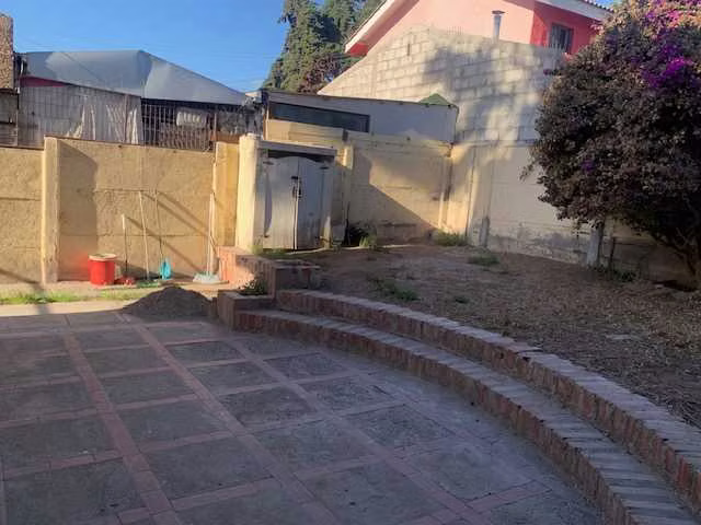 Casa Amplia con Diseño Moderno (174277)