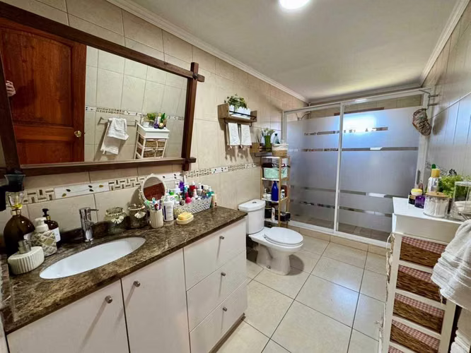 Arriendo Casa 5D 4B 2E 1 Quincho  (174307)
