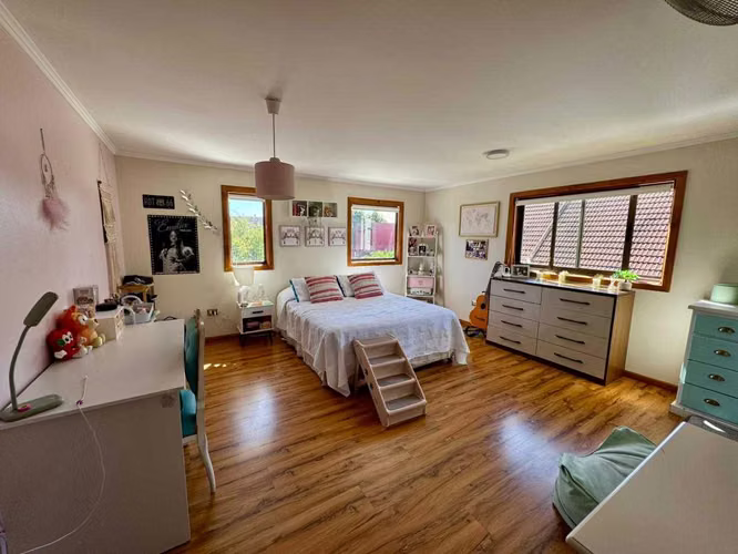 Arriendo Casa 5D 4B 2E 1 Quincho  (174307)