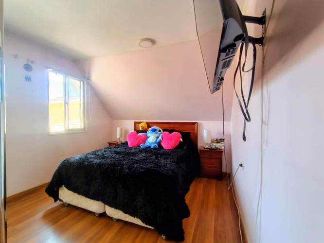 VENDO AMPLIA CASA DE 130 M2 4D/2B/2E SAN BERNARDO