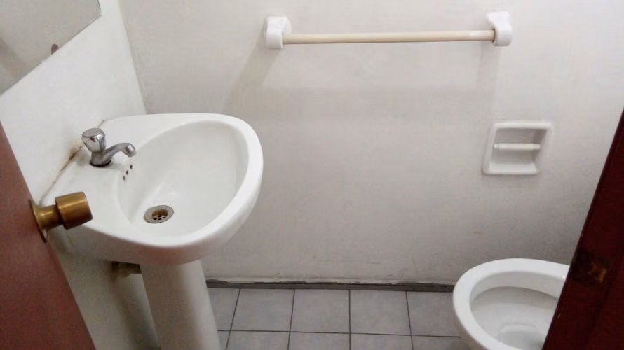 Cód-128 Oficina Céntrica frente a Registro Civil