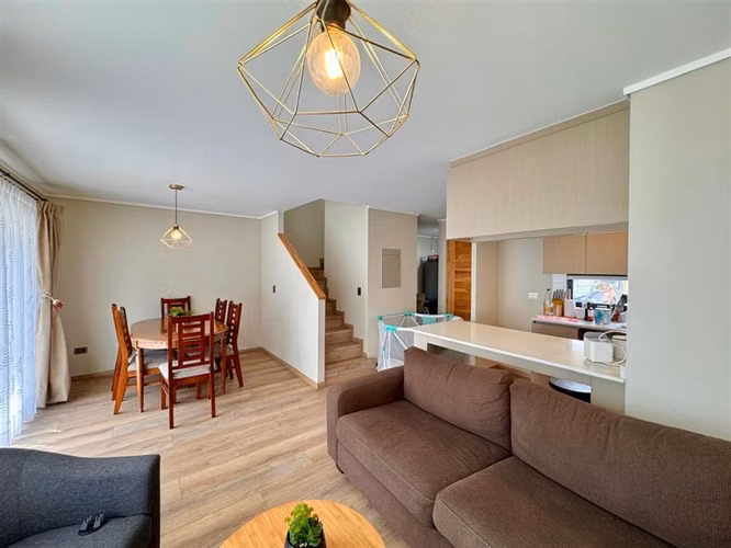 Bonita casa en venta ubicada en Quilpué