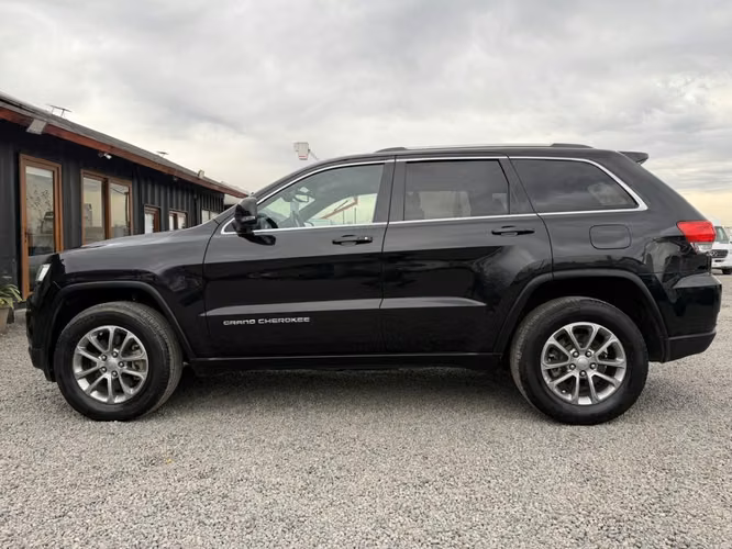JEEP GRAND CHEROKEE LAREDO 3.6 V6 2016