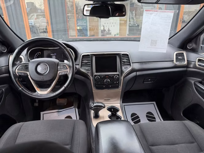 JEEP GRAND CHEROKEE LAREDO 3.6 V6 2016