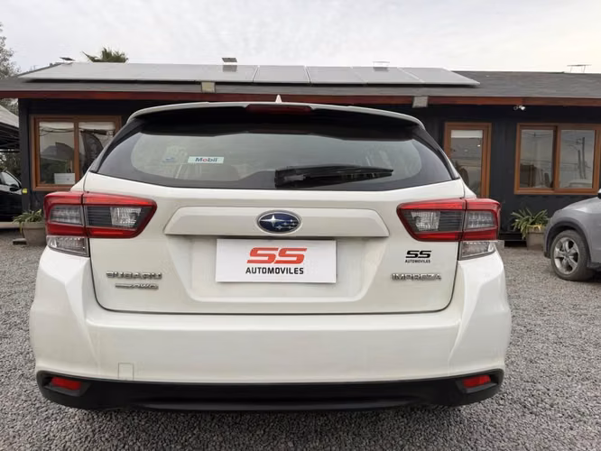 SUBARU IMPREZA  AT CVT 4X4 2.0 2021 - Imagen 7