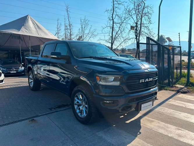 RAM 1500 LARAMIE 4X4 5.7 2022
