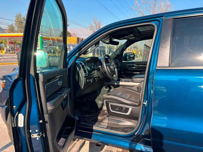 RAM 1500 LARAMIE 4X4 5.7 2022