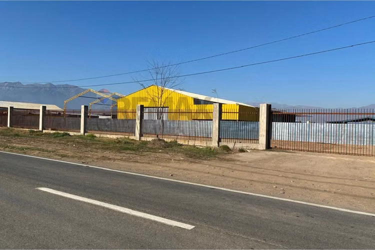 Arriendo galpón comercial en rosario.