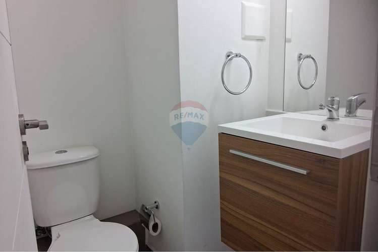 Moderna oficina en venta distrito estoril - Imagen 12
