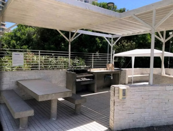 ARRIENDO AÑO CORRIDO AMOBLADO, VISTA AL MAR!