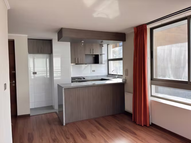 SE ARRIENDA DEPARTAMENTO JANEQUEO CON BARROS 2D 2B EST
