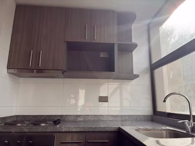 SE ARRIENDA DEPARTAMENTO JANEQUEO CON BARROS 2D 2B EST