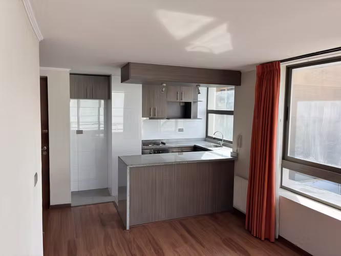 SE ARRIENDA DEPARTAMENTO JANEQUEO CON BARROS 2D 2B EST