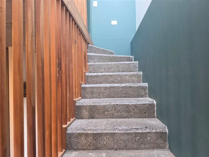 Casa Remodelada en Arriendo en Las Condes