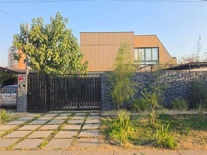Casa Remodelada en Arriendo en Las Condes - Imagen 37