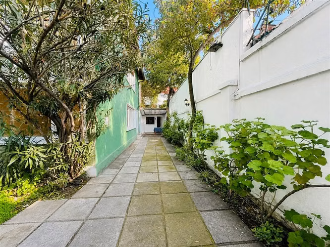 Casa en venta de 5 dorm. en Pedro Valdivia Norte Providencia - Imagen 4