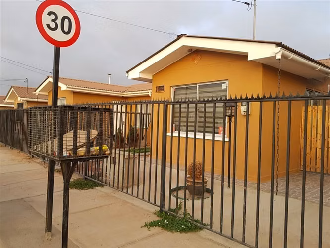 Casa en arriendo de 3 dorm. en Coquimbo